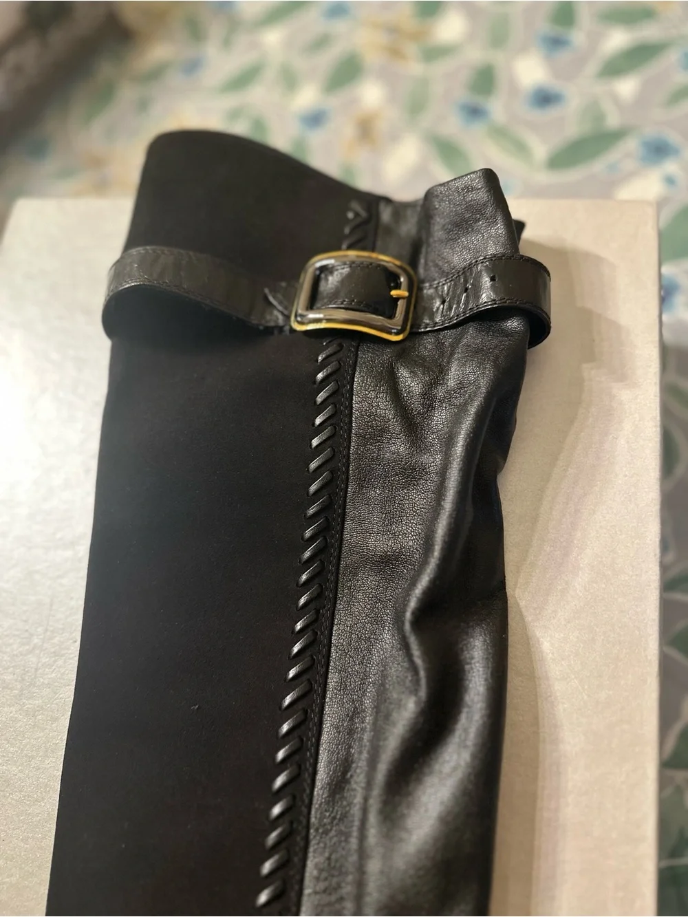Over-the-Knee Black Suede Boots - Elegant Women's Riding Style
